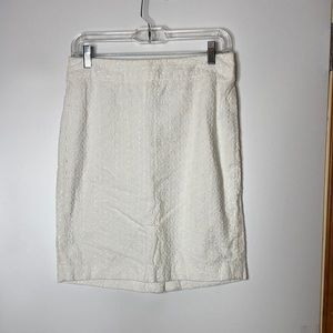 Forever 21 Misses Womans White Eyelet Skirt size 8